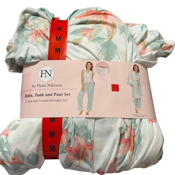 NWT FLORA NIKROOZ Medium 3 Piece Sleep Set Robe Tank Pant Super Soft Green White - Picture 10 of 10